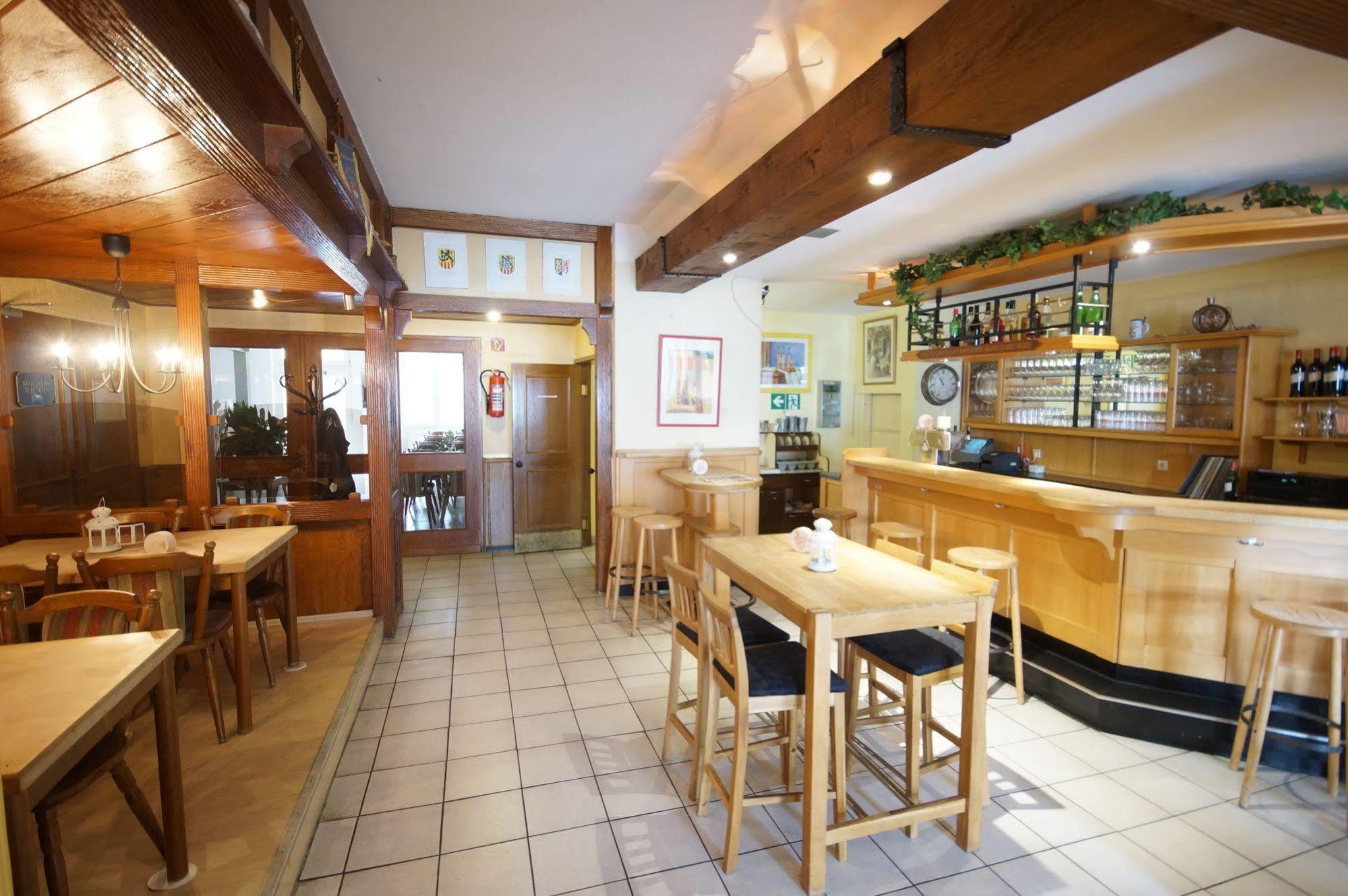 Zum Alten Brauhaus Kerpen  Bagian luar foto